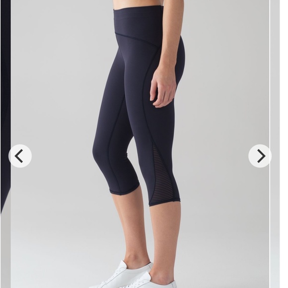 Lululemon Lululemon Lean In Crop (17") Size 6